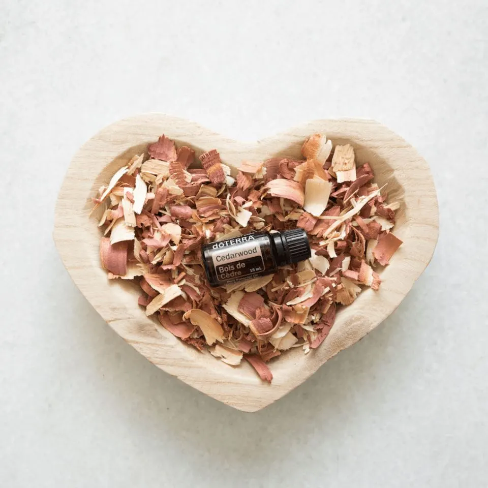 Óleo Essencial de Cedarwood
